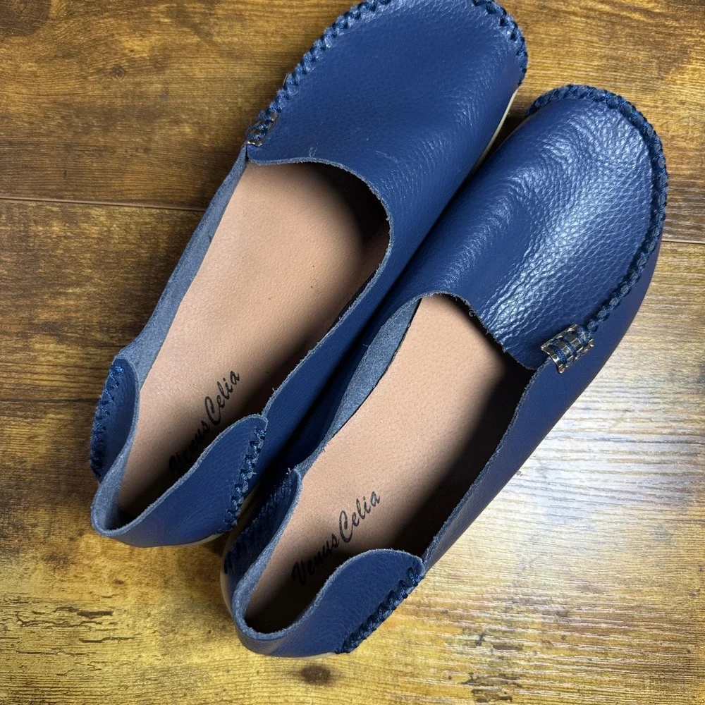 Venus Celia Comfort Blue Pebbled Leather Slip On Loafers Womens Size 11 EU 42